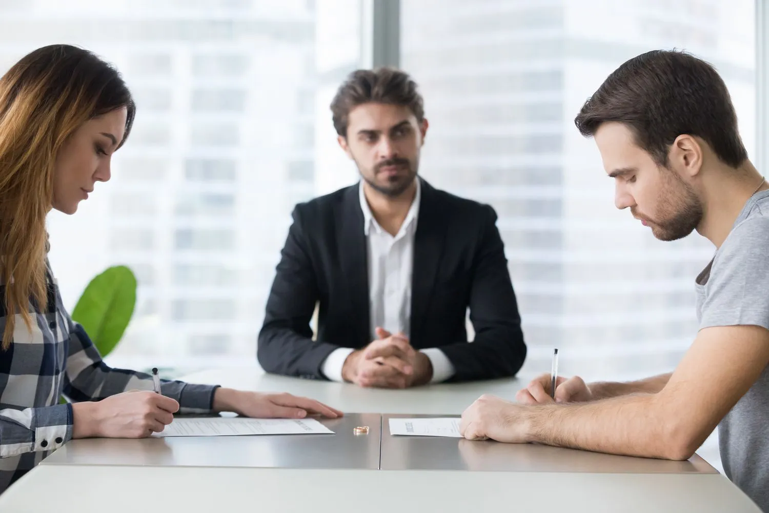 How EH Mediation Guides Couples Toward Fair and Balanced Outcomes Eccles